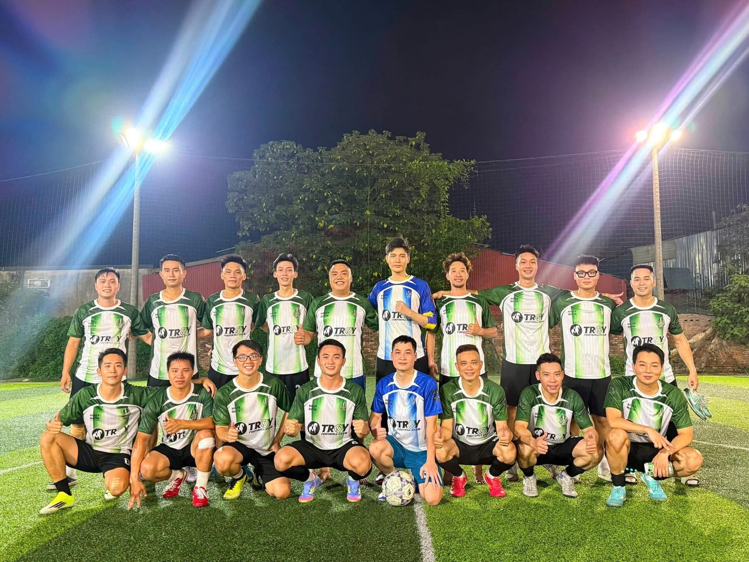 Đội bóng mặc áo Mizo