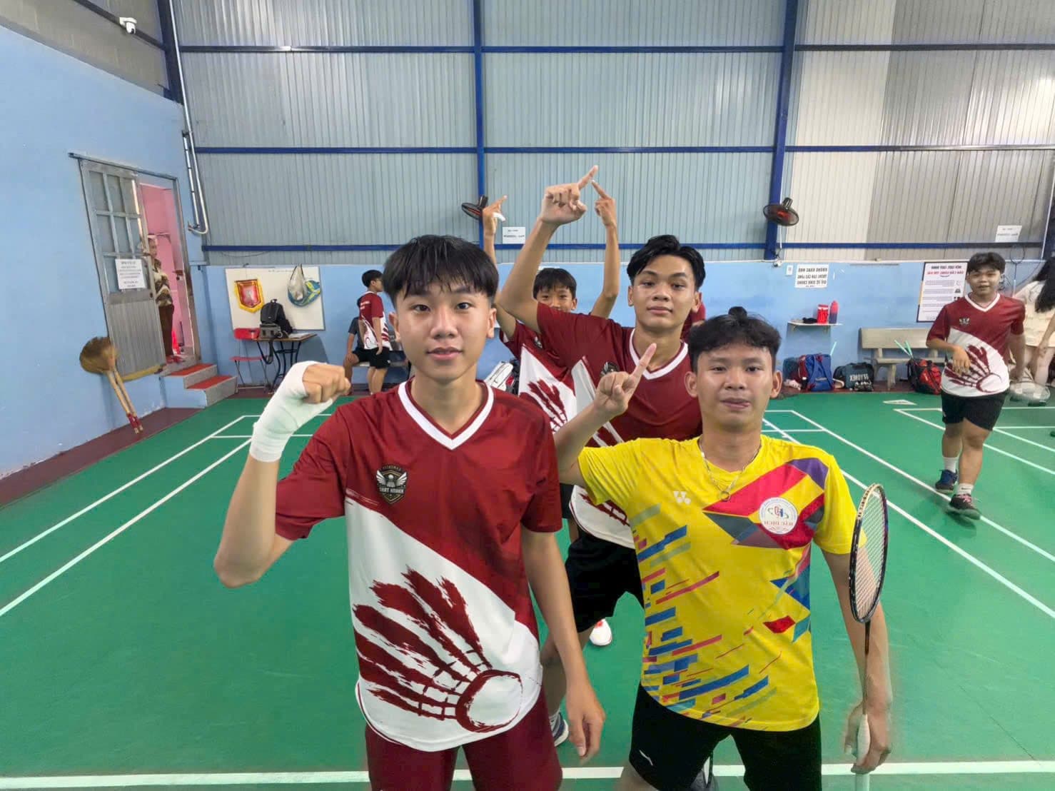 Đội bóng mặc áo Mizo